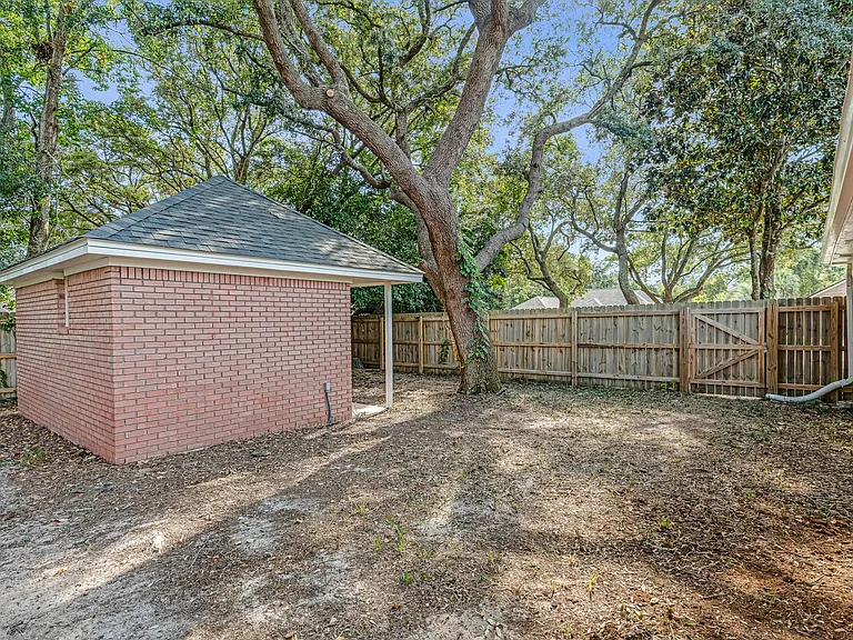 10008 Calle De Palencia — Photo 56