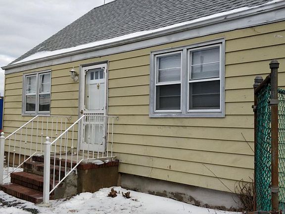 2nd image of 1424 Saint Georges Ave #2