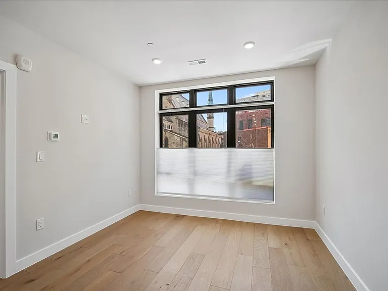 1208 M St NW #22 — Photo 8