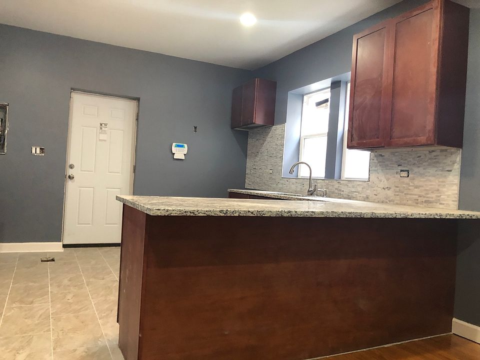 2nd image of 8134 S Vernon Ave #2