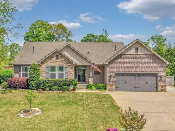 225 Bayswater Ln, Greer, SC 29651