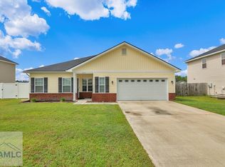 673 Burke Dr, Hinesville, GA 31313