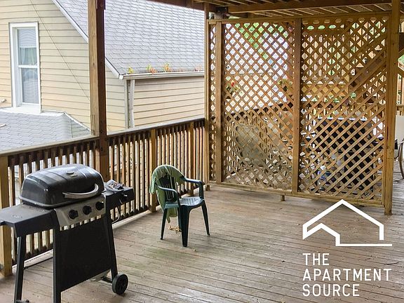 4th image of 3451 N Wolcott Ave #2