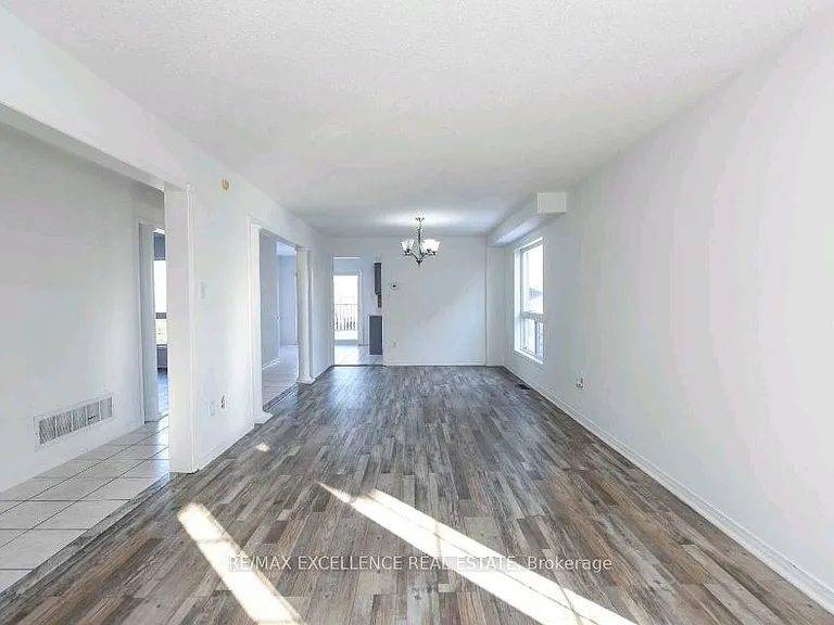 24 Hayloft Ct #UPPER — Photo 5