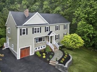 12 Fairlane Ter, Winchester, MA 01890