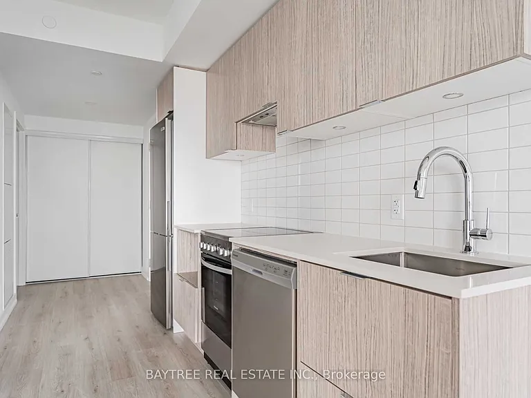 395 Bloor St E #1412 — Photo 7