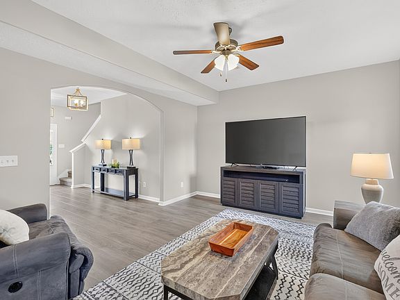 5th image of 4263 Golden Sun Ct