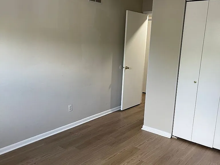 24 E Green Valley Cir — Photo 49
