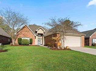 26005 Stonehenge Dr, Denham Springs, LA 70726