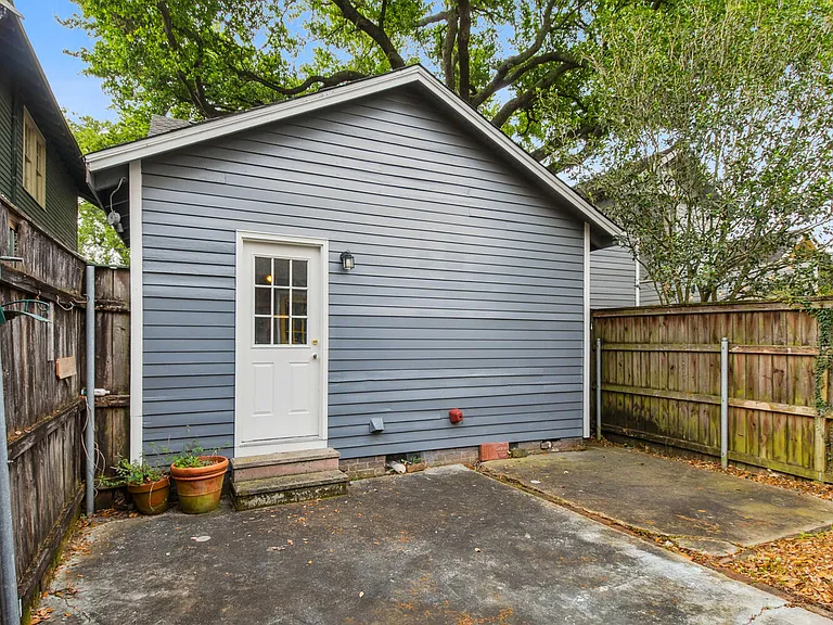 414 Delaronde St — Photo 17