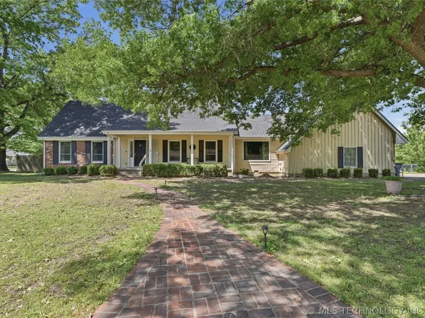 108 S Bettes Ave, Wagoner, OK 74467