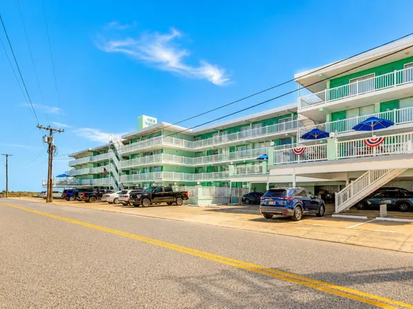 404 E Denver Ave #100, Wildwood Crest, NJ 08260