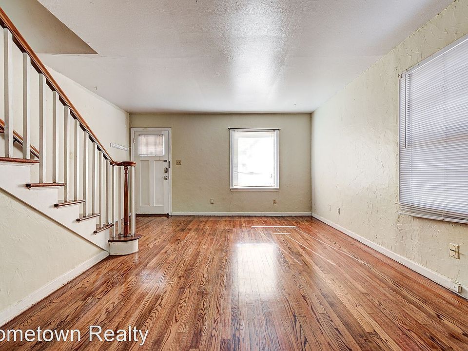 1st image of 1919 NW 30th St