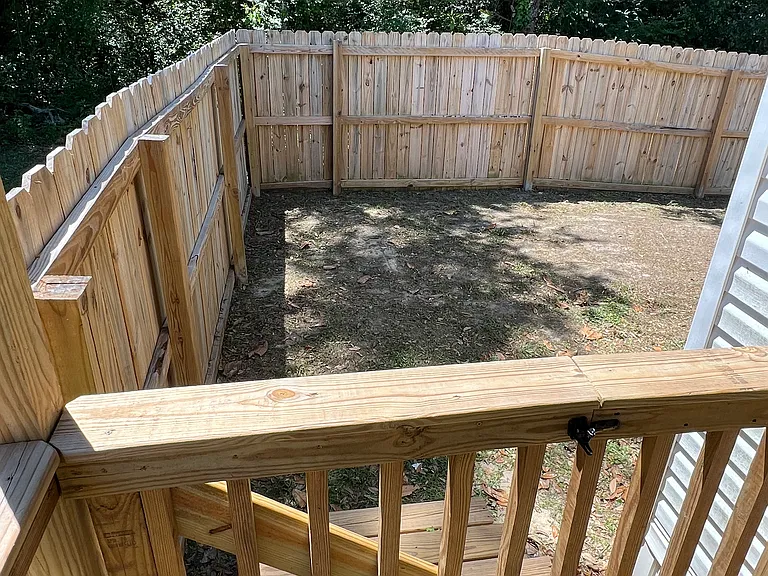 201 Rocky Ave — Photo 41