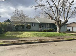 1244 Lorne Loop, Springfield, OR 97477