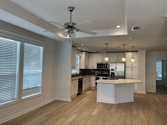 2nd image of 24300 Airport Rd #86