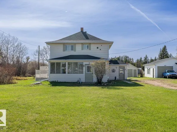 4802 50th St, Andrew, AB T0B 0C0