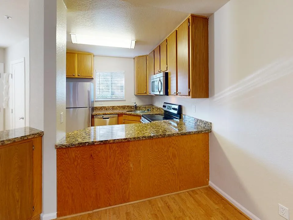 Kitchen / dining area (#47)