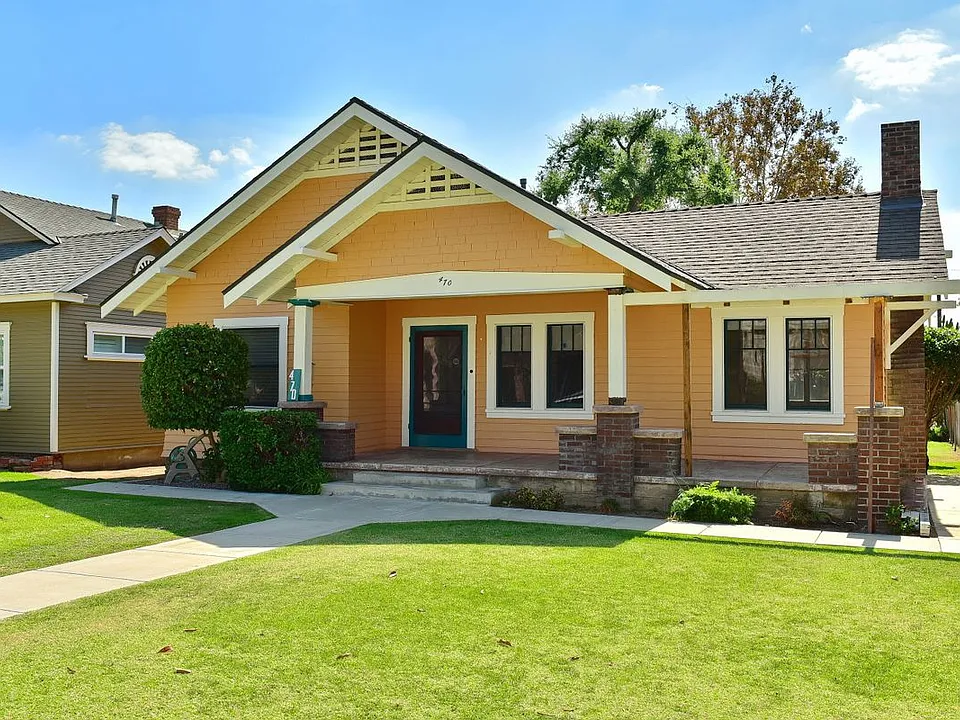 470 W Center St