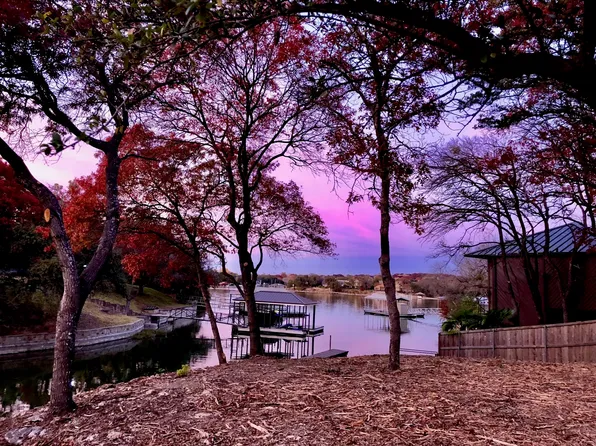 4208 Shore Front Dr, Fort Worth, TX 76135