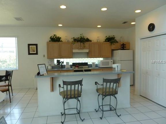 5th image of 3013 Sunset Vista Blvd
