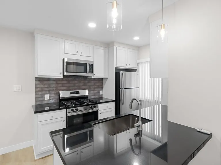 3848 Vinton Ave #3 — Photo 12