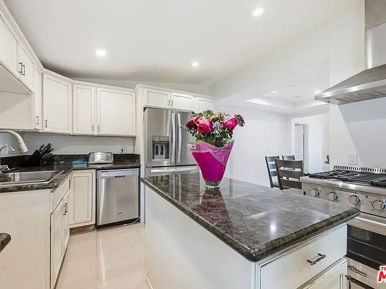 29107 Hillrise Dr — Photo 9