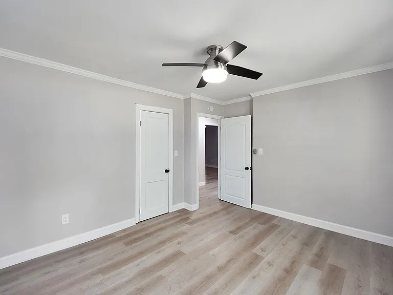 90 Shaw Ln — Photo 38