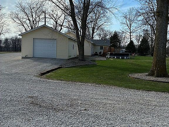 5th image of 1835 E 2850 North Rd