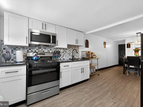 3038 Rosehill St, Philadelphia, PA 19134