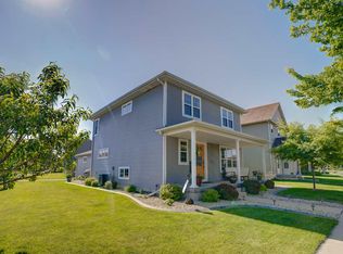 3801 Stonebridge Dr, Madison, WI 53719