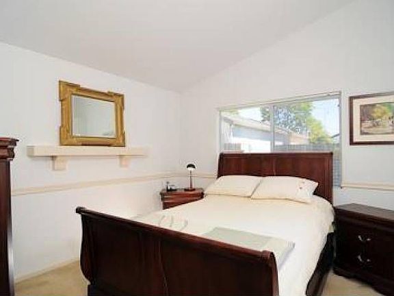 4th image of 8985 Arborview Dr