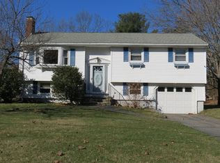 3 Carmel Dr, Billerica, MA 01821