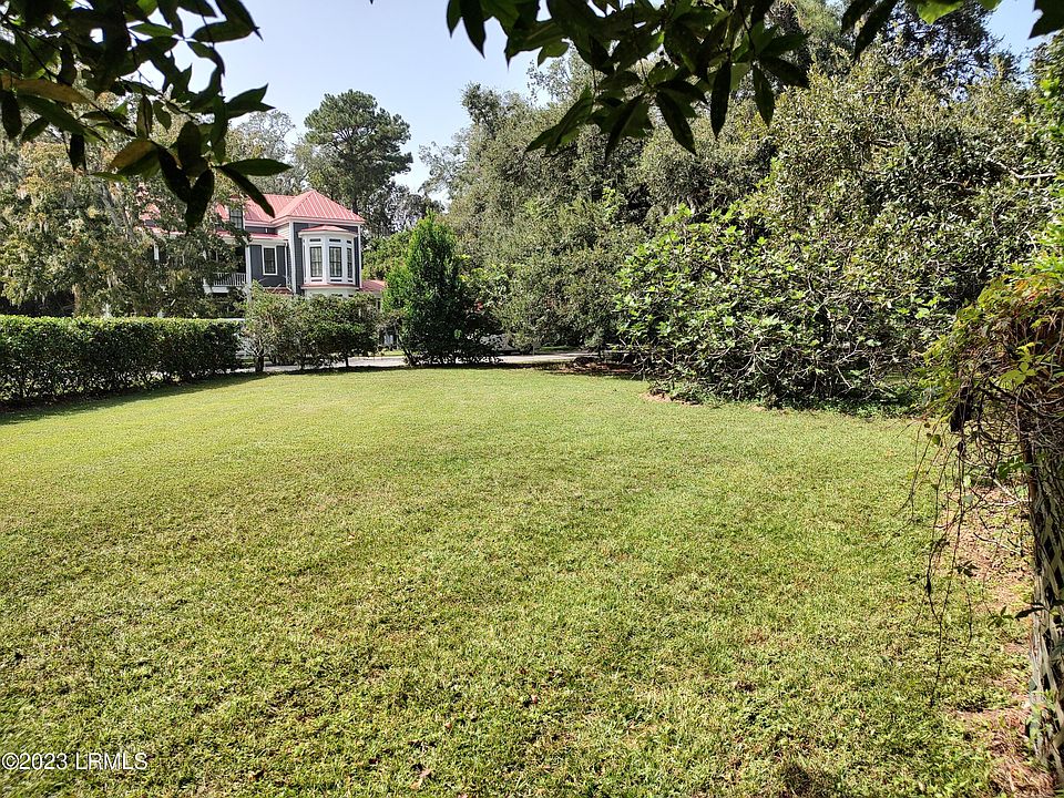 1st image of 106 Lyford Place