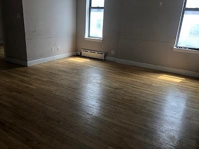 1st image of 1101 Lexington Ave Fl 3