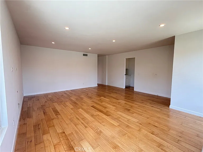 16313 S Saint Andrews Pl #1 — Photo 12