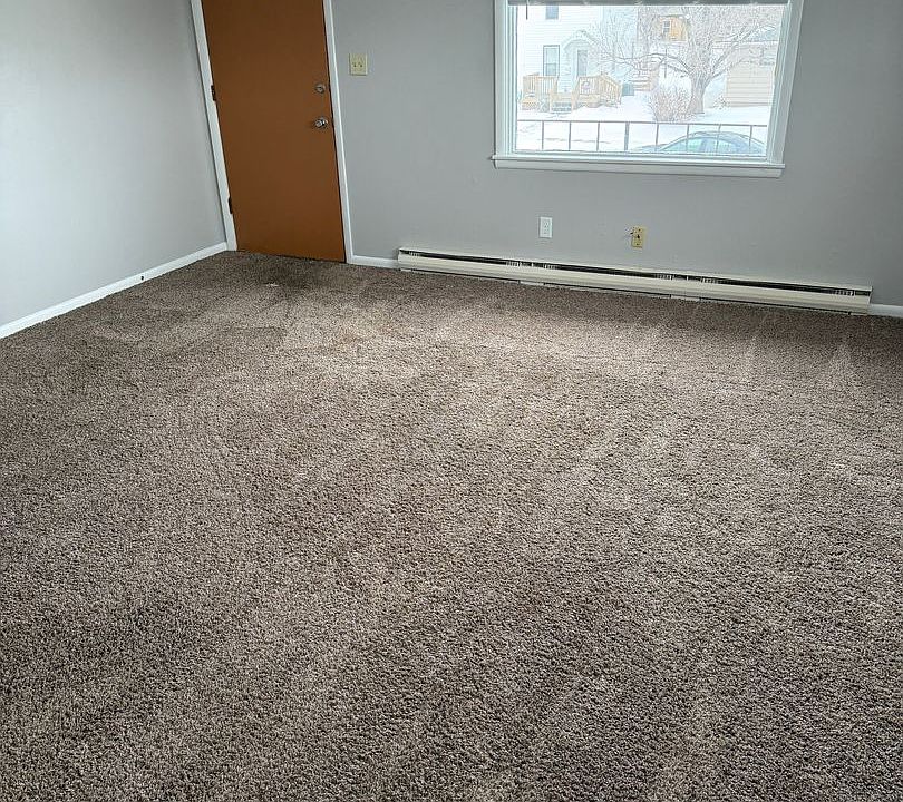 1st image of 815 4th St SW #827