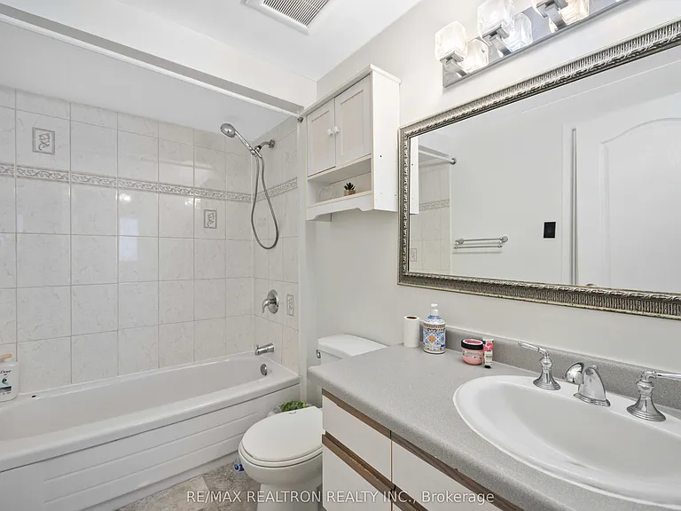 264 Galway Ct — Photo 12