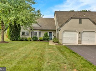 109 Hawthorne Ct, Wyomissing, PA