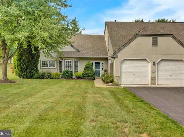 109 Hawthorne Ct, Wyomissing, PA 19610