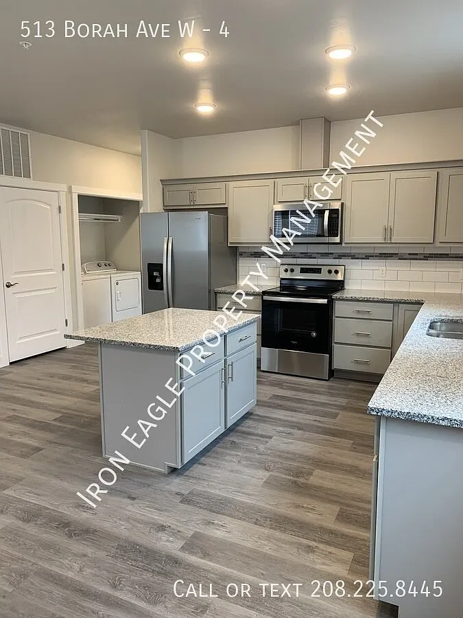2 bed, 1179 sqft, $1,395 — Photo 1