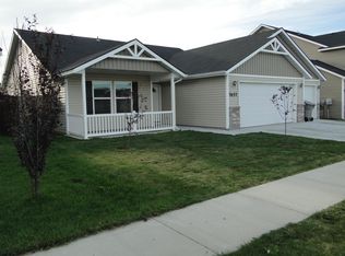 7657 S Acacia Ave, Boise, ID 83709