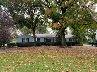 6 Lippincott Rd, Little Silver, NJ 07739