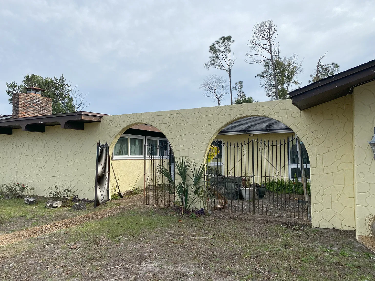 3011 W 30th Ct — Photo 3