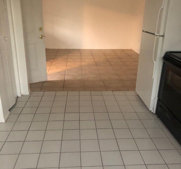 1st image of 701 Michigan Ct APT 1