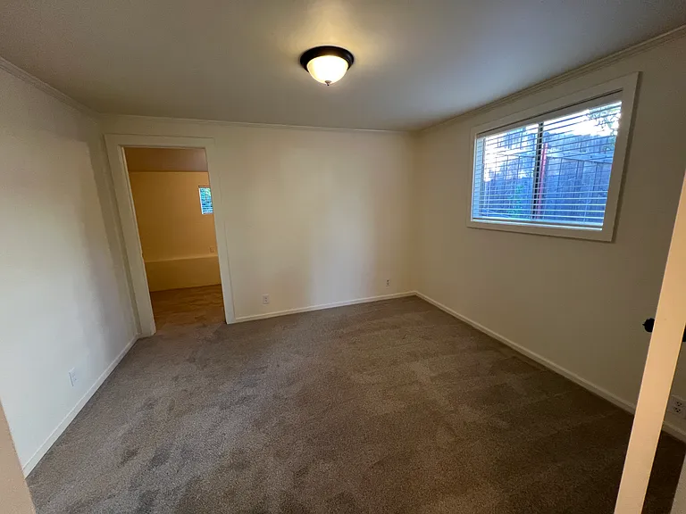 465 El Sueno Rd — Photo 12