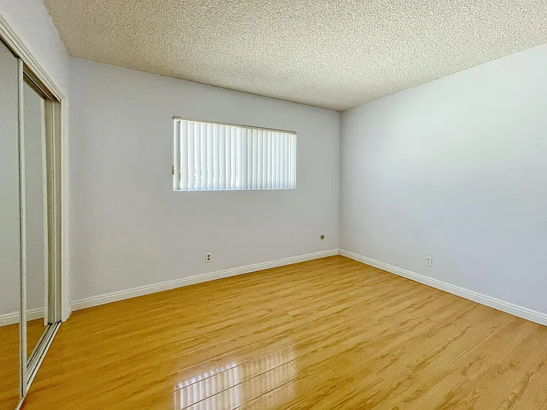 532 N New Ave #14 — Photo 18