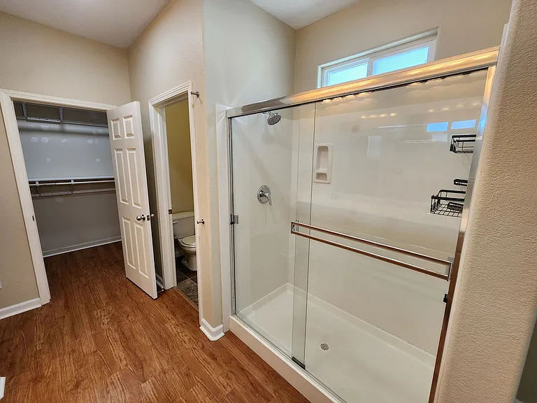 936 Haycastle Ct — Photo 5