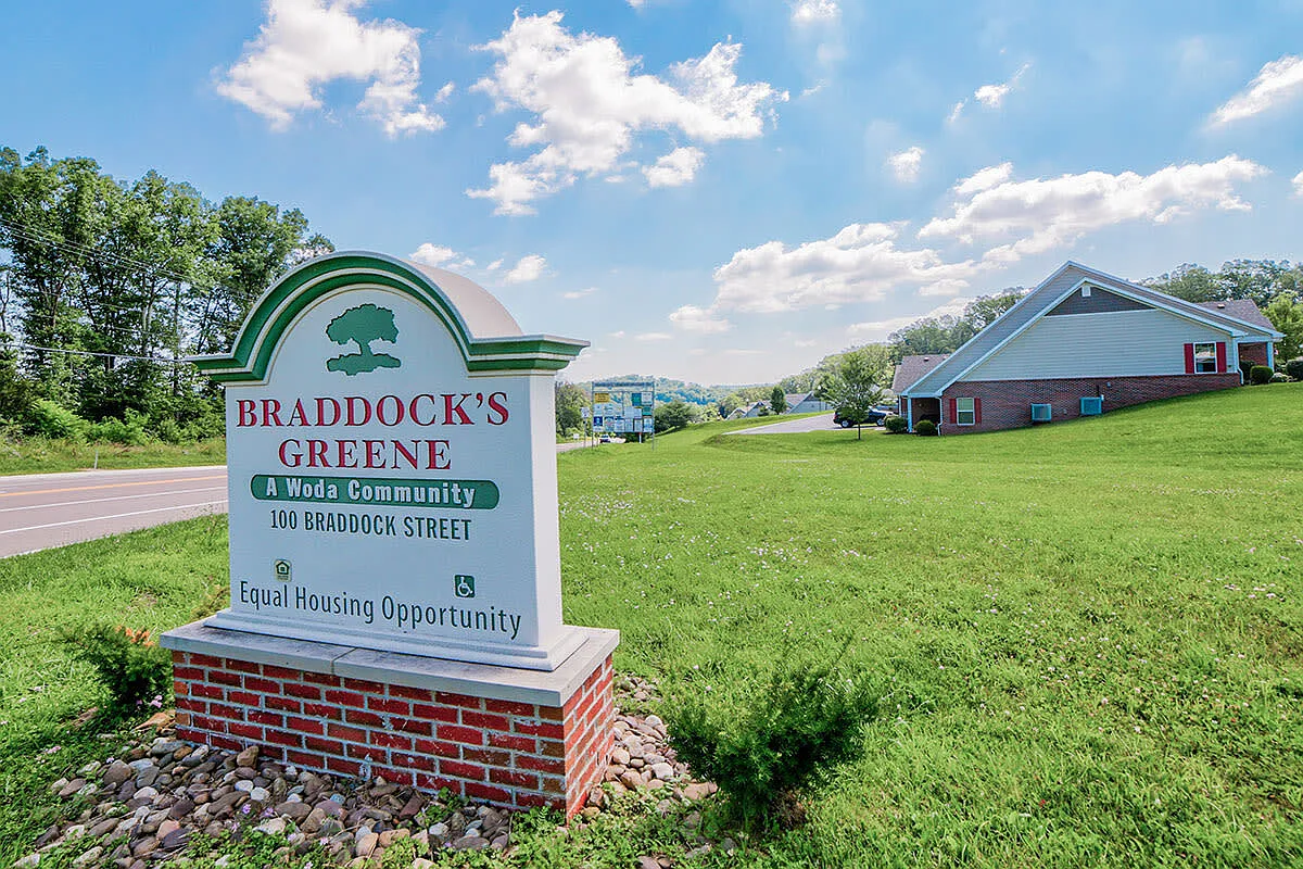 Braddocks Greene — Photo 1
