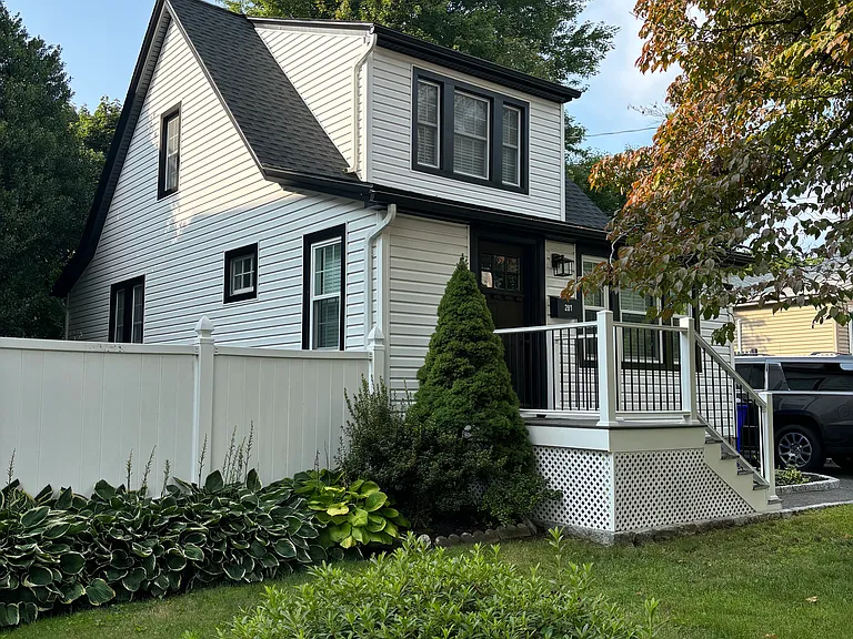 281 Jennings Rd — Photo 14